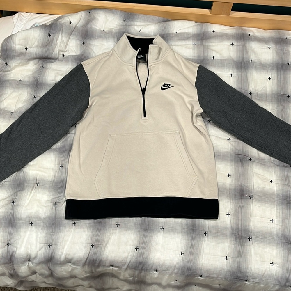 Nike quarter zip lightly warn.